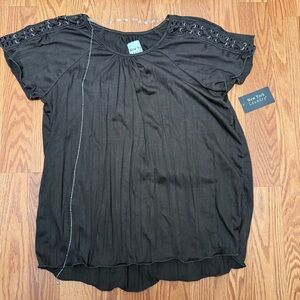 New York Laundry Black Eyelet Shoulder Short Sleeve Top NWT
